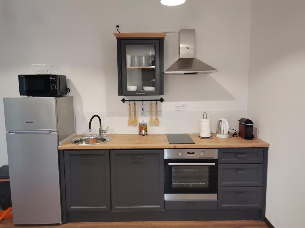 Apartment Dragana, Jezera, Island Murter Eksteriør bilde