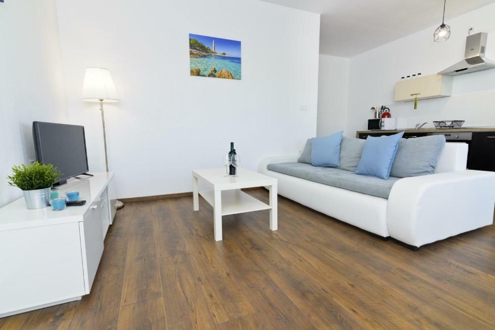 Apartment Dragana, Jezera, Island Murter Eksteriør bilde